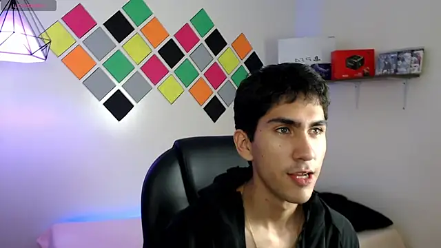 adan_tower's Webcam Show