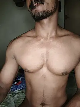 kevin_yours' Webcam Show