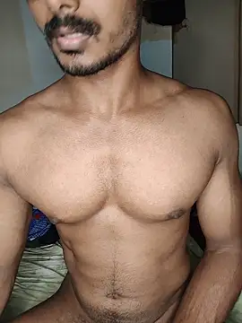 kevin_yours' Webcam Show