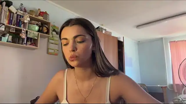 IvyToulouse's Webcam Show