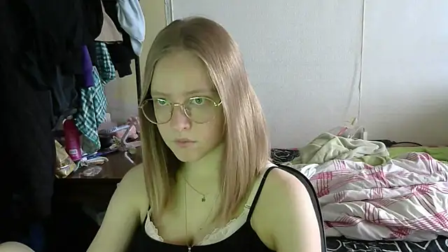 WinifredLunney's Live XXX Chat