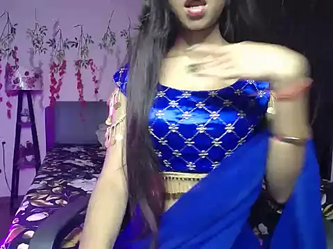 Love_Sundari's Live XXX Chat