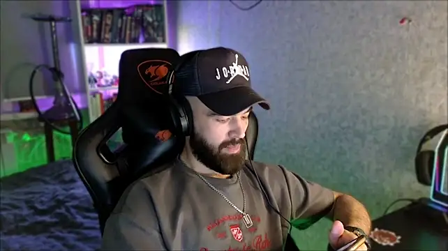 _Serious_Man's Webcam Show