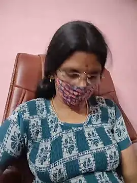 tamil_peenqueen's Live XXX Chat