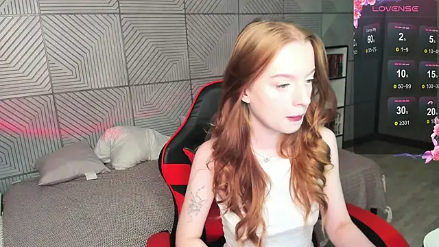 KellyMoans' Webcam Show