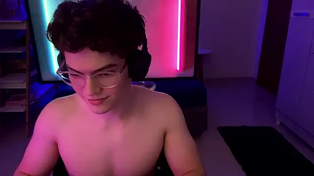 twinkzinhobr's Webcam Show