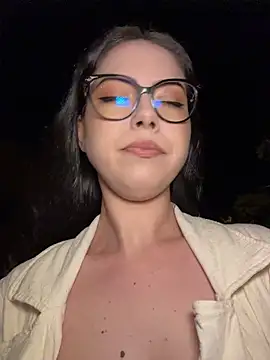 KaylaLewyss' Live XXX Chat