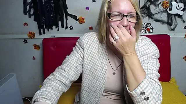 MelisaWorld's Live XXX Chat