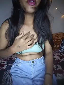 MysticDiya's Webcam Show