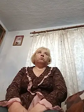 Elena_Beautiful784's Webcam Show