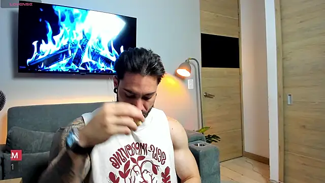 giorgio_leone_1's Webcam Show