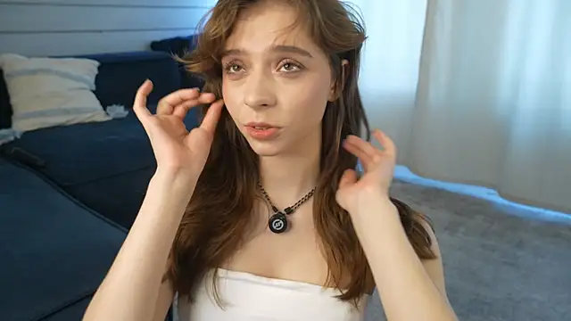 ShineAmelia's Webcam Show