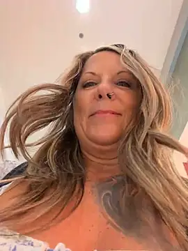 RubyInk-'s Live XXX Chat