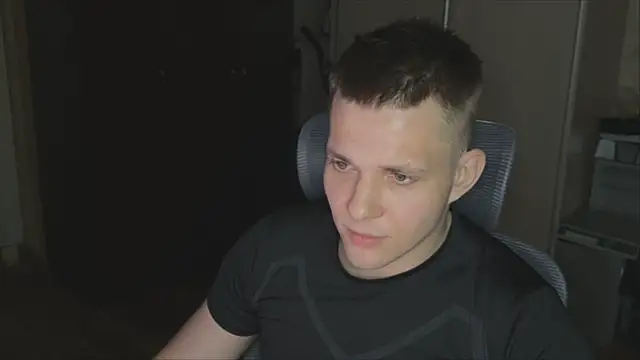 Nikclak's Webcam Show