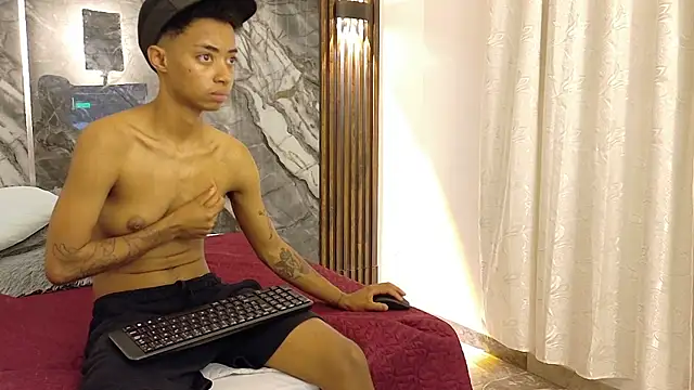 Samy_King23's Webcam Show
