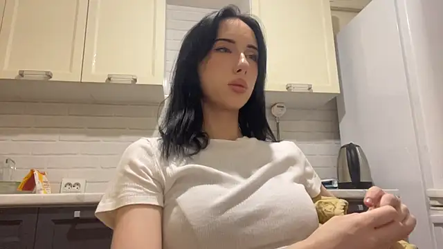 IsabellaQiueen's Webcam Show