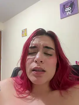 Soffi_hoot's Webcam Show
