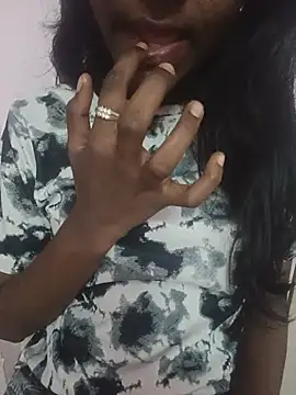 sexy___hotty's Webcam Show