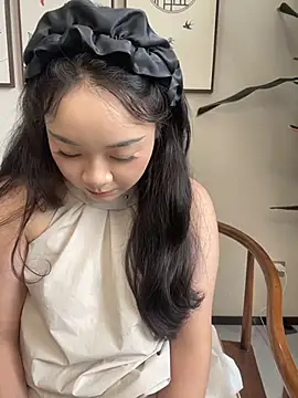 Luna-girl's Webcam Show