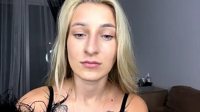 Velourlab's Webcam Show