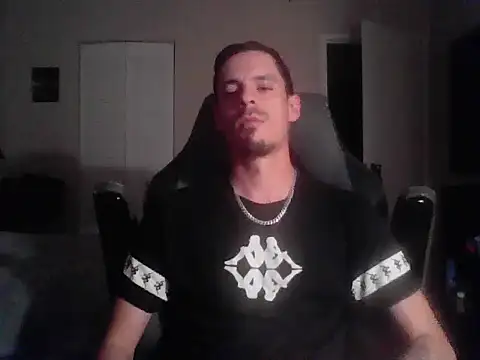 unlatinosatiro's Webcam Show
