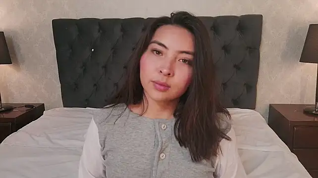 SofiBlosh's Live XXX Chat