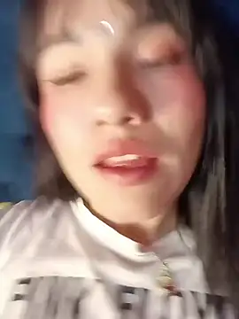 _Luna_Blooms' Webcam Show
