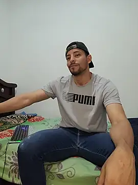 Cris_LaCobra_'s Webcam Show