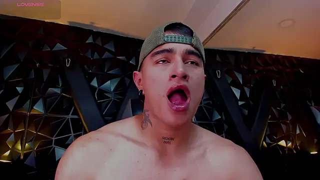 LiamDeeps' Webcam Show