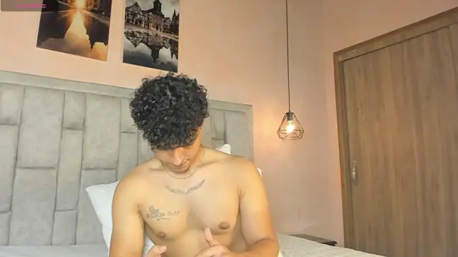 Kairoxxx_'s Webcam Show