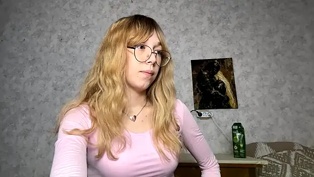 AriaFlyFerrari's Webcam Show