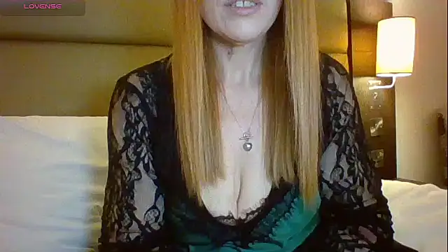 TeasingRuby's Webcam Show