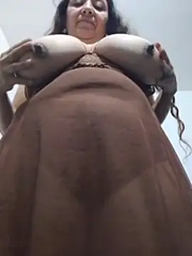 cachonda69-'s Webcam Show