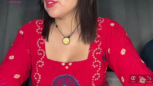 sonia_7's Webcam Show