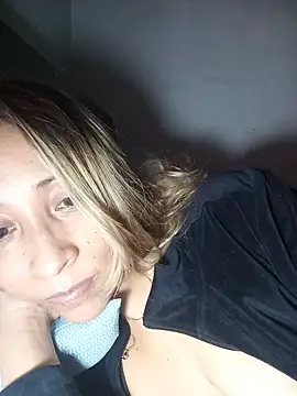 alexiajames_13's Live XXX Chat