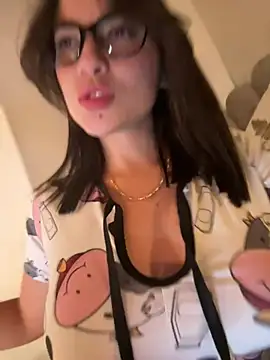 HannaBeckett's Webcam Show