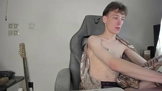 Holy_Master's Webcam Show