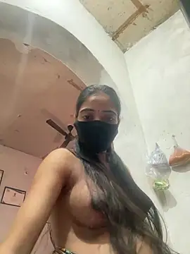 Riyaa_6's Webcam Show