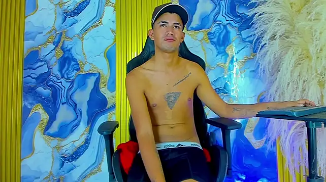 NIO_KLOUDS_'s Webcam Show