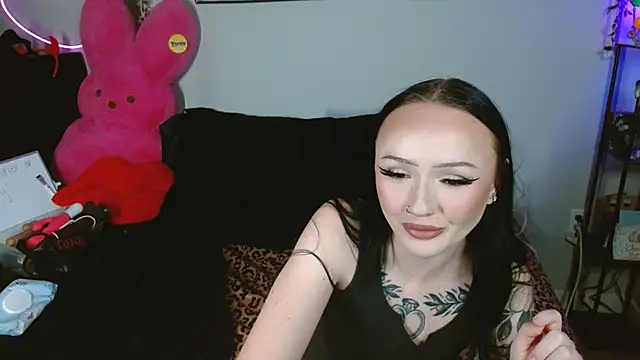 ChampagneMoonXX's Live XXX Chat