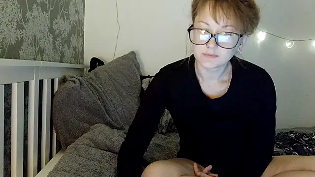 sensins_'s Live XXX Chat