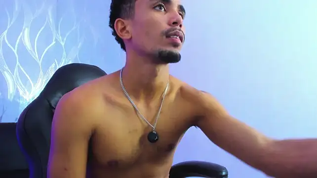 DrakeFoxx's Webcam Show