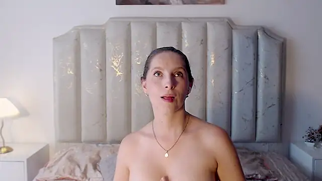 AnasstasiaB's Webcam Show