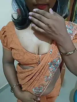 Sirisha_33's Webcam Show