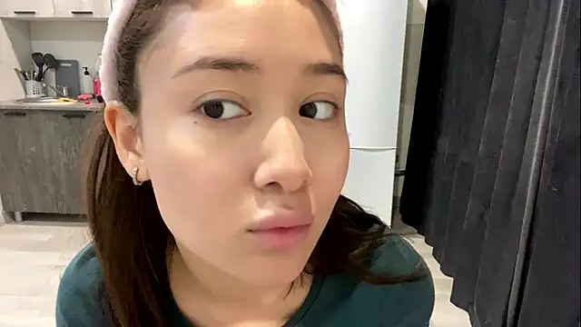 Mitsuki_Sutemi's Live XXX Chat