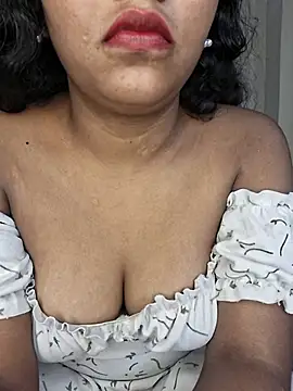 hotty_vani's Webcam Show