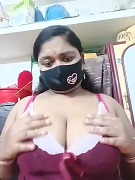 Pooja_Roy_7's Webcam Show