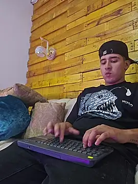 sam_vitali's Webcam Show