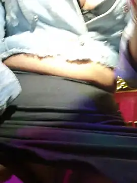 kari-h's Webcam Show