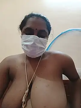 Tamilpavi_58's Webcam Show